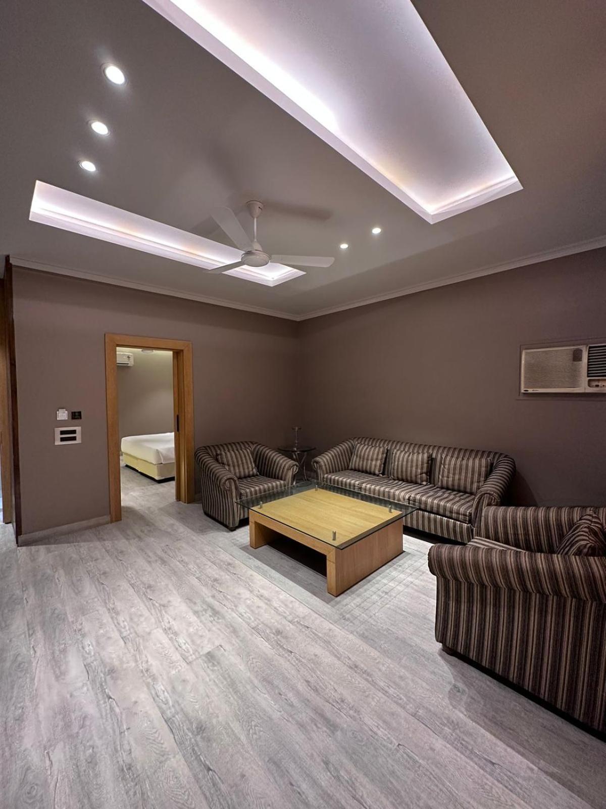 Hotel Rajmahal Muradabad Dış mekan fotoğraf